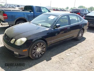 1998 Lexus GS 300 z VIN JT8BD68S0W0043864, wystawiony jako IAAI lot #42233719 z przebiegiem 228 253 mil mil oraz . Historia ofert i sprzedaży dostępna na DreamBid. Obrazek 2.