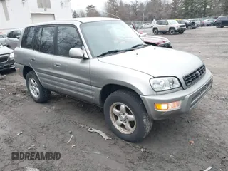 2000 Toyota RAV4 with VIN JT3GP10V7Y7075216, listed as a IAAI auction lot 41848670 with 146,945 mi miles and . Bid and sale history available at DreamBid. Image 1.