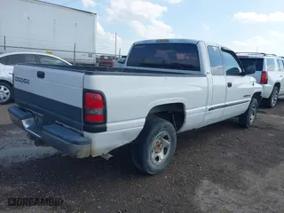 2001 Dodge Ram 1500 with VIN 3B7HC13Z61M264915, listed as a IAAI auction lot 41477847 with 299,197 mi miles. Bid and sale history available at carsss.com. Image 4.