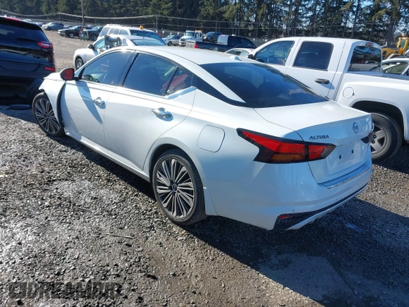 2023 Nissan Altima SL with VIN 1N4BL4EV3PN319391, listed as a IAAI auction lot 41532688 with 16,233 mi miles and . Bid and sale history available at DreamBid. Image 3.