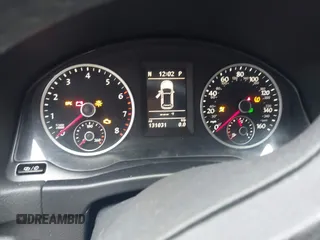 2015 Volkswagen Tiguan R-Line with VIN WVGAV7AXXFW106001, listed as a IAAI auction lot 41652896 with 131,031 mi miles and . Bid and sale history available at DreamBid. Image 7.