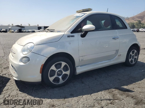 2015 FIAT 500e with VIN 3C3CFFGE5FT695544, listed as a Copart auction lot 69711404 with 116,015 mi miles and Clean Title. Bid and sale history available at carsss.com. Image 1.