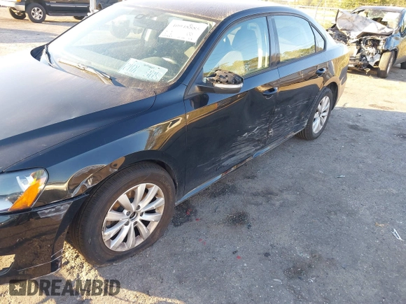 2013 Volkswagen Passat S with VIN 1VWAP7A3XDC005323, listed as a IAAI auction lot 40948885 with 133,447 mi miles and . Bid and sale history available at DreamBid. Image 6.
