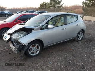 2012 Nissan LEAF SL with VIN JN1AZ0CP6CT017653, listed as a IAAI auction lot 40872149 with 68,474 mi miles. Bid and sale history available at carsss.com. Image 2.