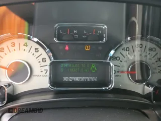 2012 Ford Expedition Limited z VIN 1FMJU2A56CEF00620, wystawiony jako Copart lot #53953745 z przebiegiem 119 327 mil mil oraz Szkoda całkowita • Salvage title. Historia ofert i sprzedaży dostępna na DreamBid. Obrazek 9.