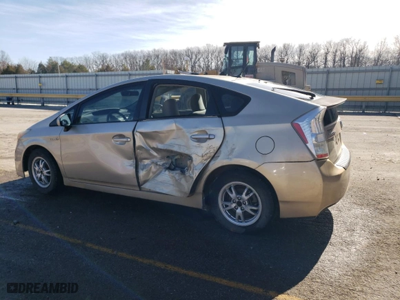 2010 Toyota Prius II with VIN JTDKN3DU8A1010036, listed as a Copart auction lot 43613415 with 313,905 mi miles and Salvage Title. Bid and sale history available at carsss.com. Image 2.