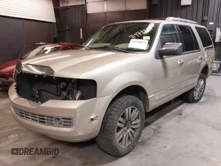 2007 Lincoln Navigator с VIN 5LMFU28587LJ15408, выставлен на аукционе IAAI как лот 41978829 с пробегом 220 032 миль миль и . История ставок и продаж доступна на DreamBid. Изображение 2.