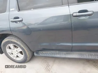 2010 Toyota Sequoia SR5 with VIN 5TDZM5G11AS001275, listed as a IAAI auction lot 41499094 with 194,750 mi miles. Bid and sale history available at carsss.com. Image 18.