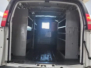 2010 Chevrolet Express Cargo с VIN 1GCZGFBA1A1160380, выставлен на аукционе IAAI как лот 42763033 с пробегом 153 559 миль миль и . История ставок и продаж доступна на DreamBid. Изображение 3.