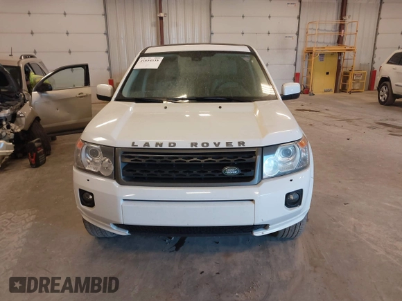 2012 Land Rover LR2 HSE with VIN SALFR2BN1CH297590, listed as a IAAI auction lot 41854538 with 131,092 mi miles and . Bid and sale history available at DreamBid. Image 6.