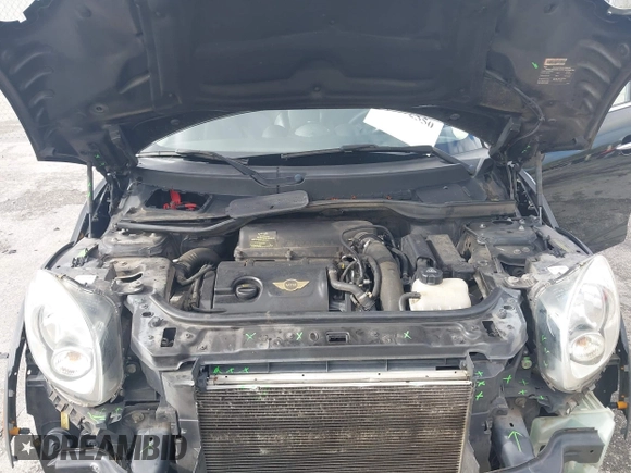 2013 MINI Countryman S with VIN WMWZC3C5XDWP24270, listed as a IAAI auction lot 42232550 with 95,512 mi miles and . Bid and sale history available at DreamBid. Image 10.