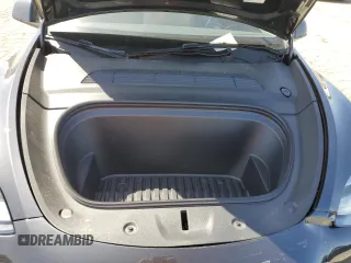 2025 Tesla Model Y Long Range with VIN 7SAYGDED4SF240354, listed as a Copart auction lot 52049745 with 6,785 mi miles and Salvage Title. Bid and sale history available at DreamBid. Image 11.