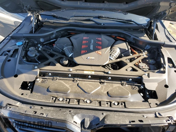 2024 BMW XM z VIN 5YM23CS00R9V38387, wystawiony jako Copart lot #86828434 z przebiegiem Nie podano mil oraz Szkody całkowita. Historia ofert i sprzedaży dostępna na DreamBid. Obrazek 14.