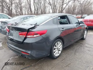 2017 Kia Optima LX z VIN 5XXGT4L38HG139029, wystawiony jako IAAI lot #41170780 z przebiegiem 131 201 mil mil oraz . Historia ofert i sprzedaży dostępna na DreamBid. Obrazek 4.