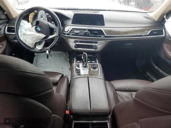 2017 BMW 7 Series 740i with VIN WBA7E2C55HG739366, listed as a Copart auction lot 45961575 with 0 mi miles and Salvage Title. Bid and sale history available at carsss.com. Image 8.