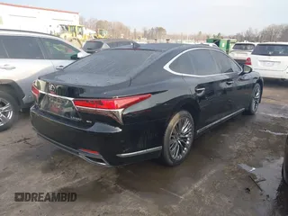 2018 Lexus LS with VIN JTHC5LFF9J5002005, listed as a IAAI auction lot 41463464 with 67,279 mi miles. Bid and sale history available at carsss.com. Image 4.
