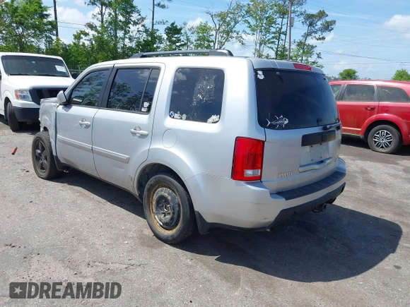 2011 Honda Pilot EX-L with VIN 5FNYF4H60BB096041, listed as a IAAI auction lot 41971952 with 165,868 mi miles and . Bid and sale history available at carsss.com. Image 3.