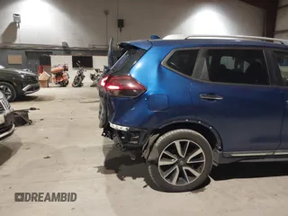 2019 Nissan Rogue SL with VIN 5N1AT2MV6KC784646, listed as a IAAI auction lot 41359980 with 99,507 mi miles. Bid and sale history available at carsss.com. Image 22.