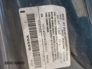 1998 Volvo V70 T5 with VIN YV1LW5346W2383926, listed as a Copart auction lot 48811945 with Not provided miles and Clean title. Bid and sale history available at DreamBid. Image 12.