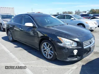 2014 Nissan Maxima S z VIN 1N4AA5AP6EC444649, wystawiony jako IAAI lot #42261682 z przebiegiem 155 484 mil mil oraz . Historia ofert i sprzedaży dostępna na DreamBid. Obrazek 1.