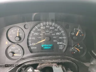 2007 Chevrolet Express Passenger z VIN 1GAHG39U571153735, wystawiony jako Copart lot #87535245 z przebiegiem 138 634 mil mil oraz Czysty tytuł • Clean title. Historia ofert i sprzedaży dostępna na DreamBid. Obrazek 9.
