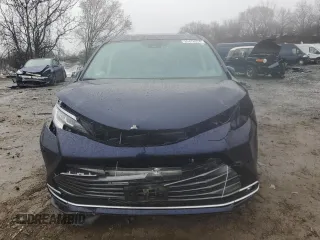 2021 Toyota Sienna Limited with VIN 5TDZRKEC9MS021251, listed as a Copart auction lot 85476524 with 133,263 mi miles and Salvage Title. Bid and sale history available at carsss.com. Image 5.