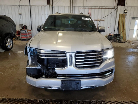 2015 Lincoln Navigator with VIN 5LMJJ2JT4FEJ01231, listed as a Copart auction lot 42377945 with 111,200 mi miles and Salvage Title. Bid and sale history available at carsss.com. Image 5.
