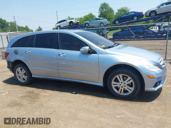2008 Mercedes-Benz R 3.5L z VIN 4JGCB65EX8A062523, wystawiony jako IAAI lot #42471185 z przebiegiem 109 790 mil mil oraz . Historia ofert i sprzedaży dostępna na DreamBid. Obrazek 14.