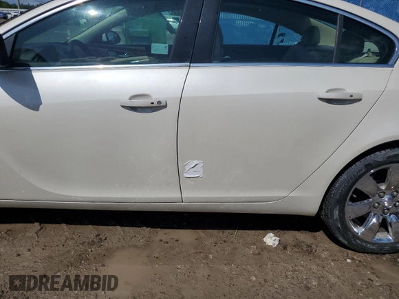 2015 Buick Regal Premium II with VIN 2G4GS5GX2F9147648, listed as a Copart auction lot 73679454 with 31,988 mi miles and Non repairable. Bid and sale history available at DreamBid. Image 12.
