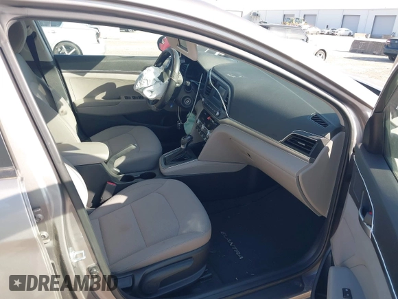 2020 Hyundai Elantra SE with VIN KMHD74LF7LU105230, listed as a IAAI auction lot 41997855 with 119,456 mi miles. Bid and sale history available at carsss.com. Image 5.
