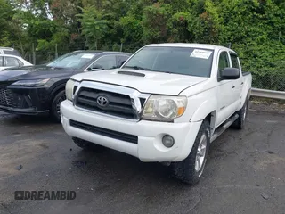 2008 Toyota Tacoma z VIN 5TELU42N18Z552359, wystawiony jako IAAI lot #42269959 z przebiegiem 163 012 mil mil oraz . Historia ofert i sprzedaży dostępna na DreamBid. Obrazek 17.