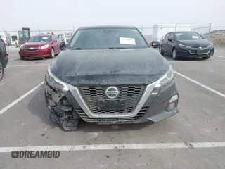 2019 Nissan Altima 2.5 SL with VIN 1N4BL4EV6KC165666, listed as a IAAI auction lot 41793064 with 171,927 mi miles. Bid and sale history available at carsss.com. Image 12.