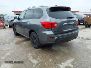 2017 Nissan Pathfinder SL with VIN 5N1DR2MM6HC672523, listed as a IAAI auction lot 42165353 with 155,123 mi miles. Bid and sale history available at carsss.com. Image 3.