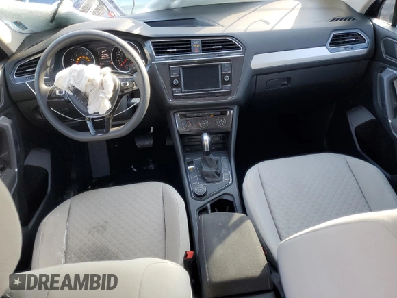 2020 Volkswagen Tiguan S with VIN 3VV0B7AX6LM066232, listed as a Copart auction lot 44961755 with 39,770 mi miles and Salvage title. Bid and sale history available at DreamBid. Image 8.