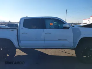 2017 Toyota Tacoma SR5 с VIN 3TMCZ5AN8HM062622, выставлен на аукционе IAAI как лот 41414330 с пробегом 39 399 миль миль и . История ставок и продаж доступна на DreamBid. Изображение 14.