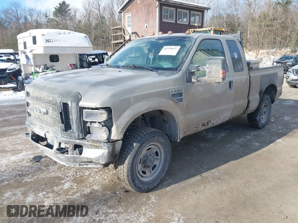 2008 Ford Super Duty F-250 SRW XL with VIN 1FTSX21Y38EB93621, listed as a IAAI auction lot 41379532 with 225,489 mi miles. Bid and sale history available at carsss.com. Image 17.