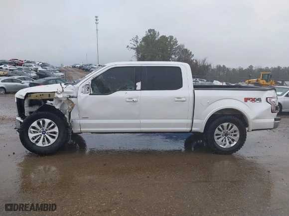 2015 Ford F-150 XLT with VIN 1FTEW1EG9FKE68712, listed as a IAAI auction lot 41460006 with 229,477 mi miles. Bid and sale history available at carsss.com. Image 15.