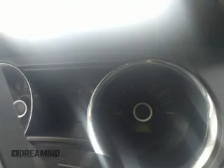 2013 Ford Mustang V6 с VIN 1ZVBP8EM8D5217087, выставлен на аукционе IAAI как лот 35534794 с пробегом Не указан миль и . История ставок и продаж доступна на DreamBid. Изображение 7.