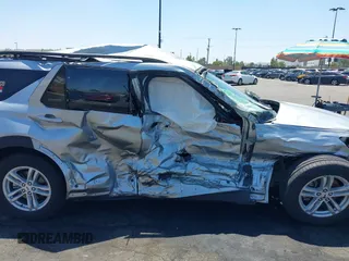 2024 Ford Explorer XLT с VIN 1FMSK7DH7RGA54617, выставлен на аукционе IAAI как лот 42208093 с пробегом Не указан миль и . История ставок и продаж доступна на DreamBid. Изображение 14.