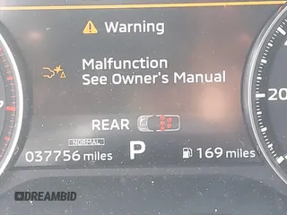 2022 Mitsubishi Outlander SE z VIN JA4J3UA85NZ055855, wystawiony jako IAAI lot #42020874 z przebiegiem 37 756 mil mil oraz . Historia ofert i sprzedaży dostępna na DreamBid. Obrazek 15.