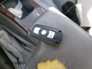 2006 BMW 3 Series 325i с VIN WBAVB13596KX63108, выставлен на аукционе IAAI как лот 42047192 с пробегом Не указан миль и . История ставок и продаж доступна на DreamBid. Изображение 11.