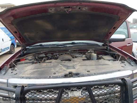 2015 Chevrolet Silverado 1500 LTZ with VIN 3GCUKSECXFG325673, listed as a IAAI auction lot 41585675 with 253,364 mi miles. Bid and sale history available at carsss.com. Image 10.