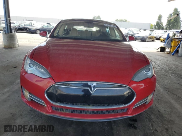 2013 Tesla Model S with VIN 5YJSA1DN9DFP09597, listed as a Copart auction lot 60174125 with 138,668 mi miles and Clean title. Bid and sale history available at DreamBid. Image 5.