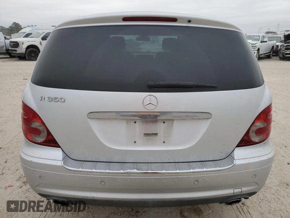 2008 Mercedes-Benz R 3.5L with VIN 4JGCB56E18A066999, listed as a Copart auction lot 44117725 with 123,238 mi miles and Salvage title. Bid and sale history available at DreamBid. Image 6.
