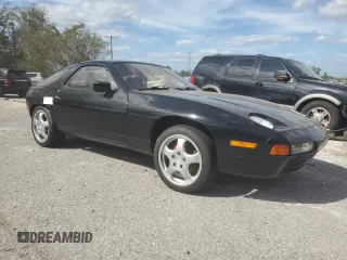 1980 Porsche 928 z VIN 92A0810156, wystawiony jako Copart lot #76952224 z przebiegiem 91 484 mil mil oraz Szkody całkowita. Historia ofert i sprzedaży dostępna na DreamBid. Obrazek 4.