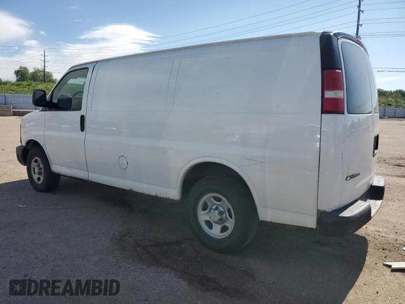 2007 Chevrolet Express Cargo z VIN 1GCFG15X571120155, wystawiony jako Copart lot #60756575 z przebiegiem 209 938 mil mil oraz Nie do naprawy • Non repairable. Historia ofert i sprzedaży dostępna na DreamBid. Obrazek 2.