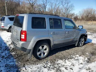 2014 Jeep Patriot Latitude with VIN 1C4NJRFB0ED816593, listed as a Copart auction lot 46106305 with 71,589 mi miles and Non Repairable. Bid and sale history available at carsss.com. Image 3.