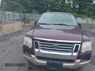 2006 Ford Explorer Eddie Bauer z VIN 1FMEU64E36UB54833, wystawiony jako IAAI lot #39599593 z przebiegiem 152 411 mil mil oraz . Historia ofert i sprzedaży dostępna na DreamBid. Obrazek 6.
