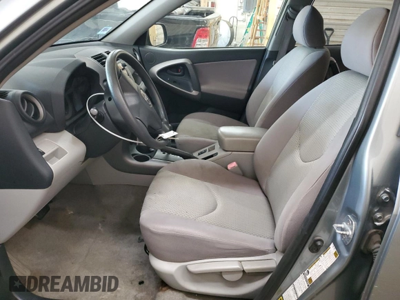 2007 Toyota RAV4 with VIN JTMBK33V376015451, listed as a Copart auction lot 68133054 with 177,246 mi miles and Clean Title. Bid and sale history available at carsss.com. Image 7.
