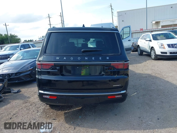 2024 Jeep Wagoneer Series II z VIN 1C4SJUBPXRS126049, wystawiony jako IAAI lot #42472860 z przebiegiem 56 756 mil mil oraz . Historia ofert i sprzedaży dostępna na DreamBid. Obrazek 17.
